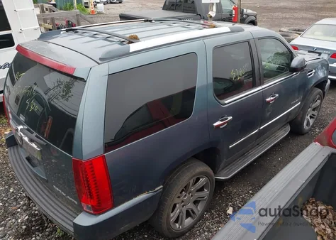 2008 Cadillac Escalade Standard z USA, uszkodzony, nr VIN 1GYFK63848R101276